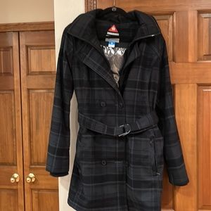 black/gray plaid hooded 3/4 length coat. Inner zipper, double breasted buttons.